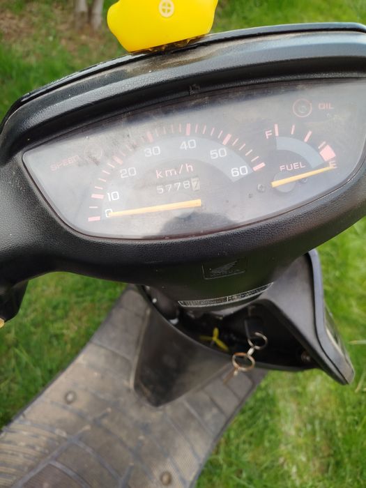 Продам хонду діо 27
