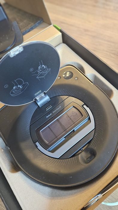 Roomba S9  iRobot Bardzo rzadko używany !