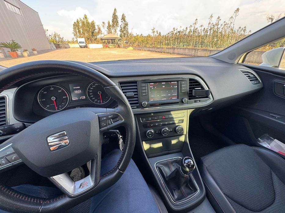SEAT Leon 2.0 TDI FR 150cv | 2013 | Muito bom estado foto 5