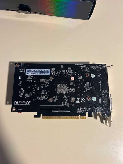 Placa gráfica Yeston GTX 1650 4GB Como nova