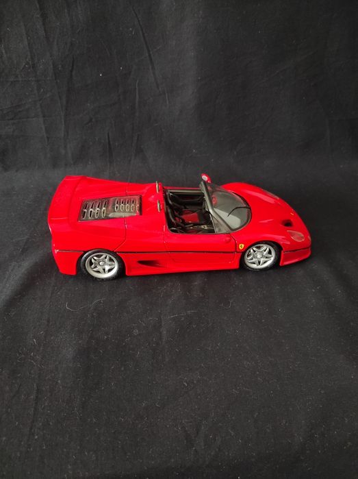 Miniatura Escala 1:18 Ferrari F50