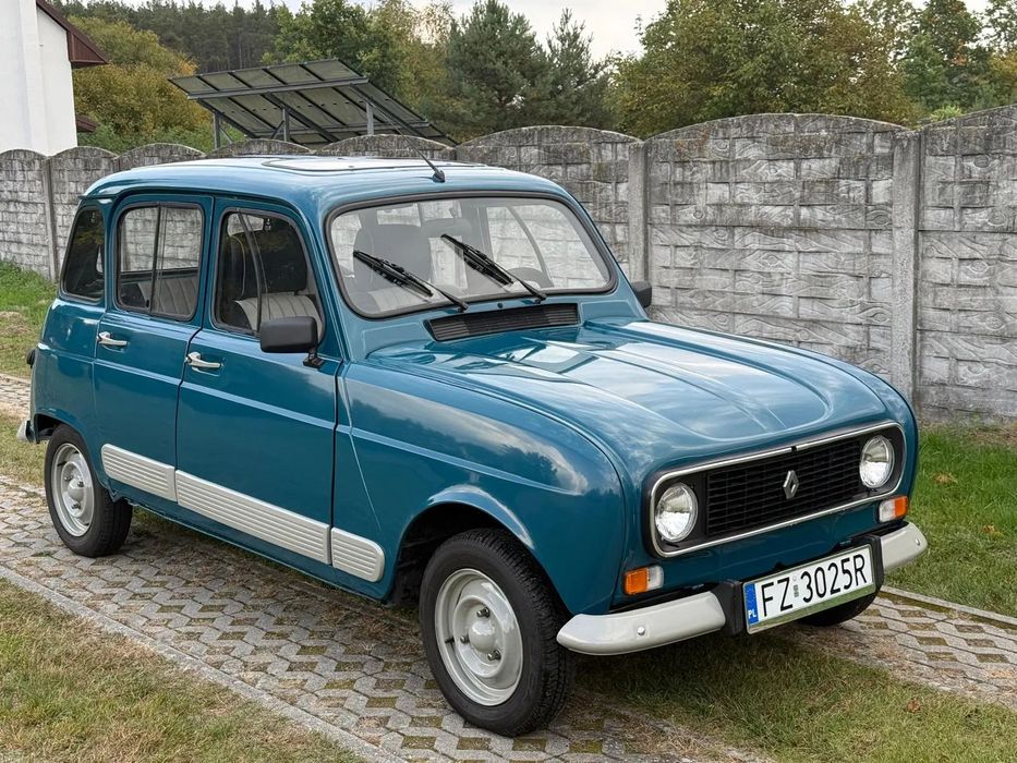 Renault 4