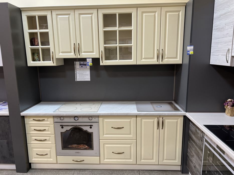 Кухні, меблі на замовлення