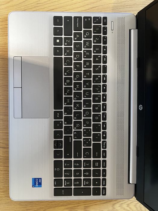 Ноутбук: HP 250 G8 16/512