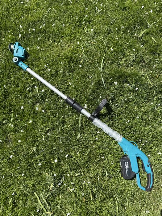 Тример електрокоса газонокосарка Makita