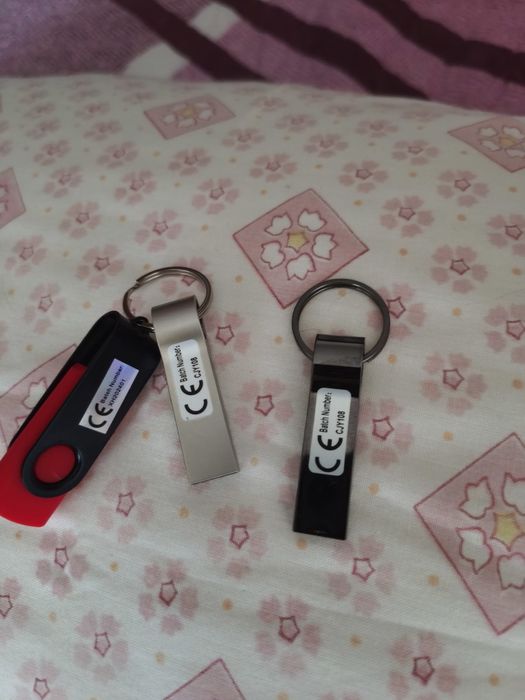 PenDrives 16Gb - 32Gb