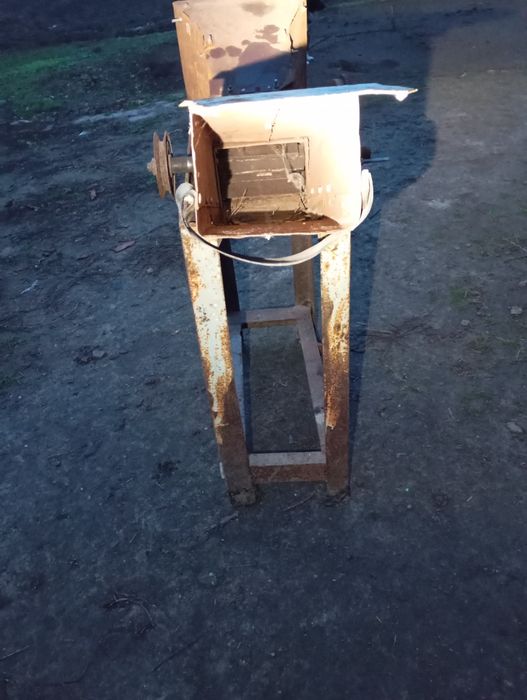 Продам дробілку для гіляк