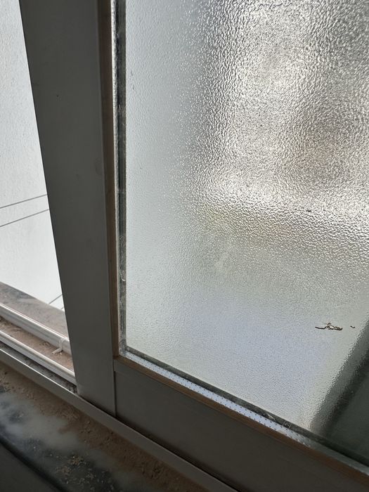 Janelas variadas - Alvalade