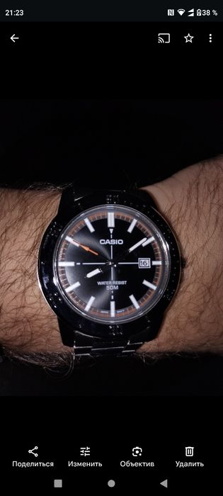 Чоловічий годинник CASIO MTP-VD01D-1E2