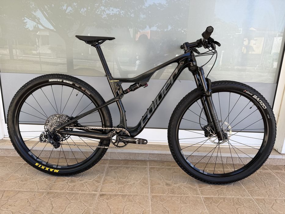 Bicicleta de BTT - Suspensao total 29