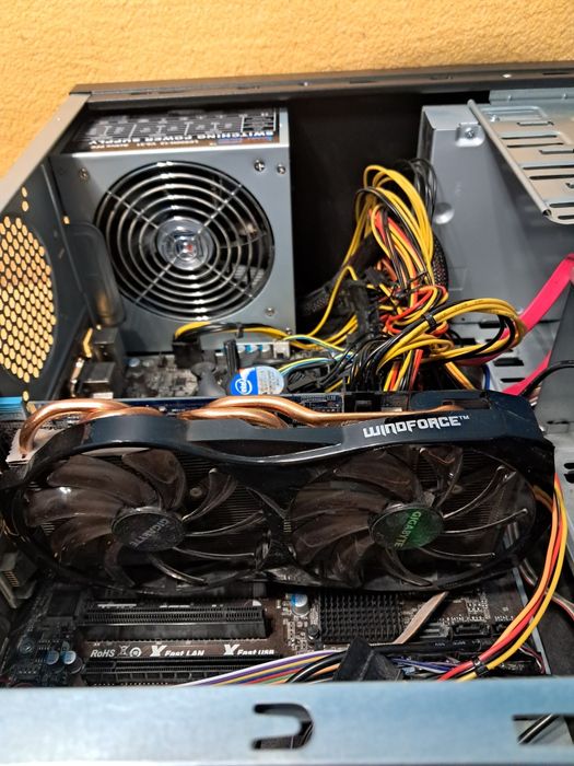 Komputer używany od 2012r. z GTX 660