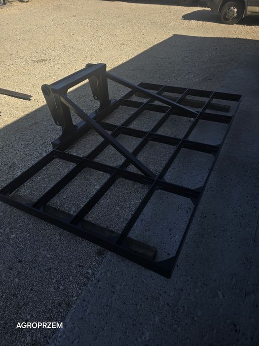 Sprzedam niwelator od 1.0m do 3.0m euroramka manitou tuz i inne