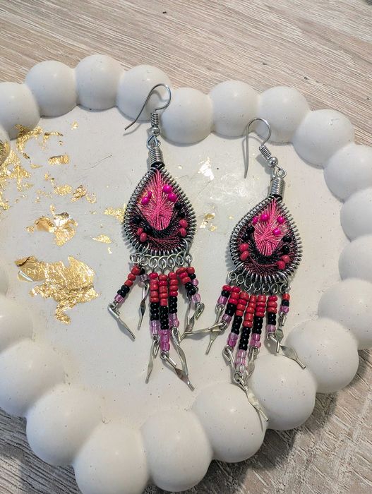 Kolczyki różowe wiszące Peru