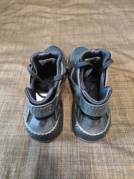 Женские кроссовки Nike Huarache Run Gs (36,5р.23-23,5см)