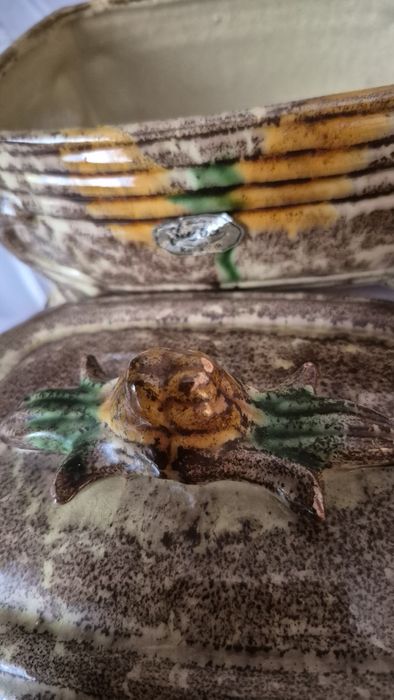 Zabytkowa ceramiczna szkatułka,bombonierka Jasba Keramik.