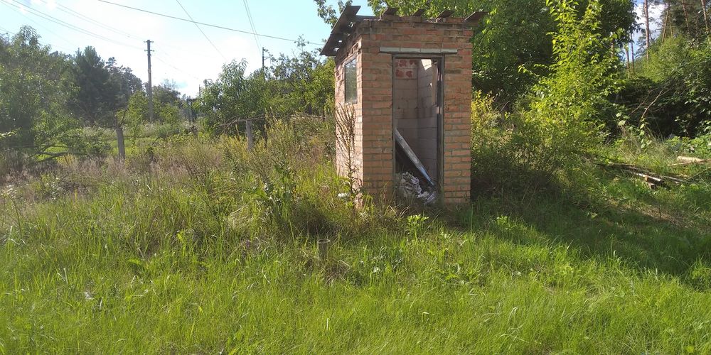 Продам ділянку у лісі