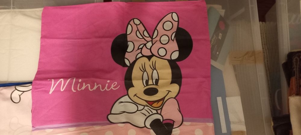 2 Capas de edredom princesas /Minnie