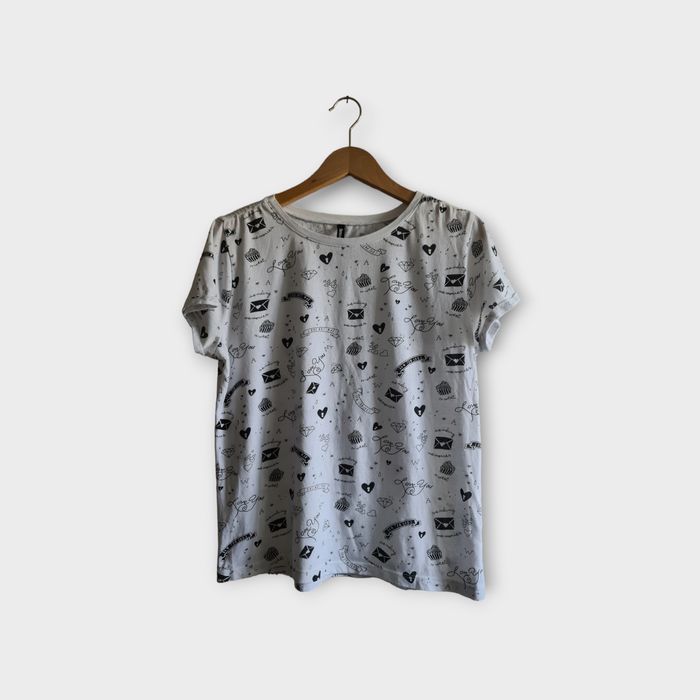 T-shirt damski Sinsay