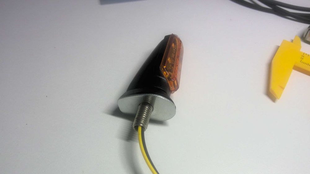kierunkowskazy motocyklowe LED 12V