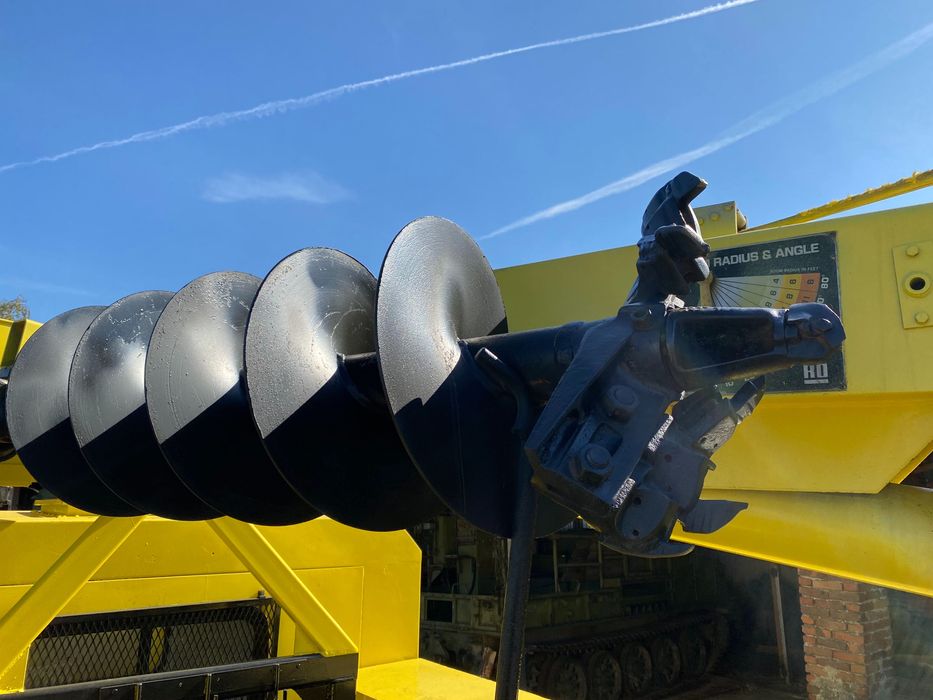 Бурова установка Ford f 800