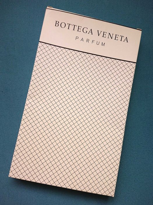 Bottega Veneta Parfum kosmetyczka z lusterkiem