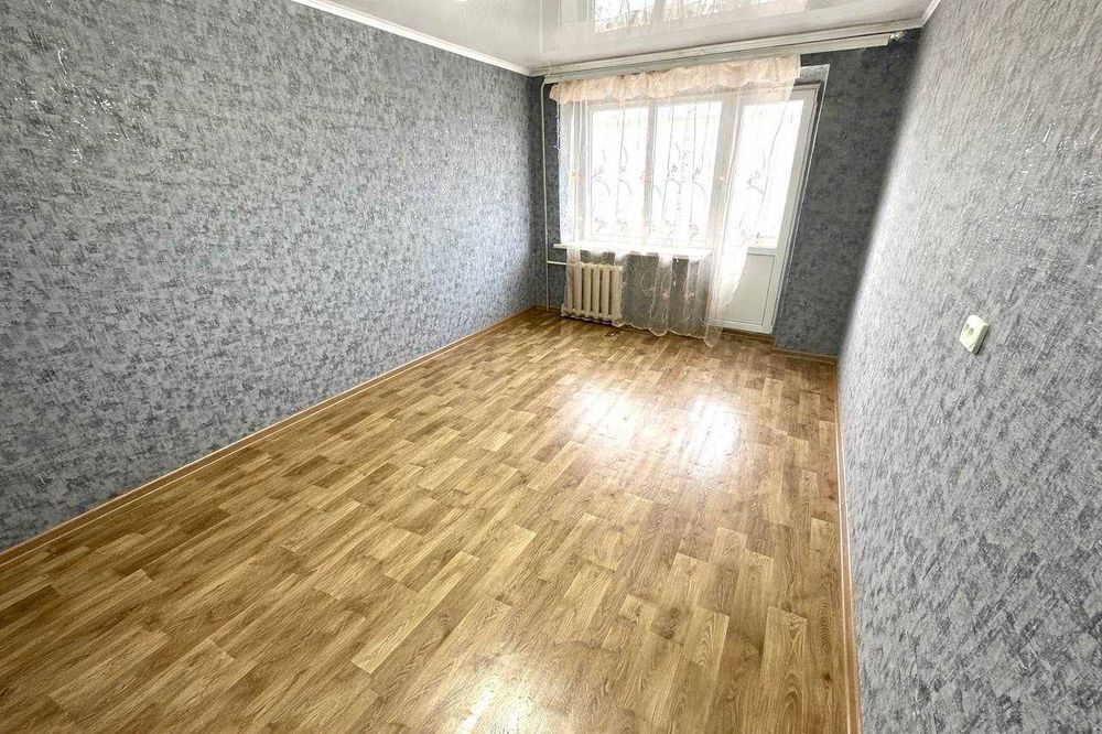 Продаж квартири 2к Вишенька ТОРГ 3 поверх купити двокімнатну квартиру