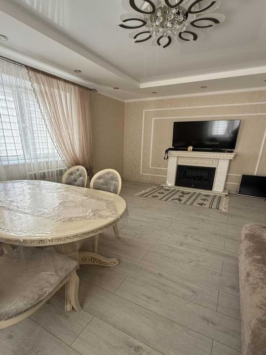 Продам сучасний двоповерховий будинок 180кв.м. з усіма комунікаціями