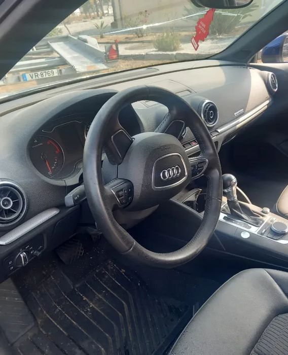 Tablier Com Airbags  Audi A3 8V Quattro 2014