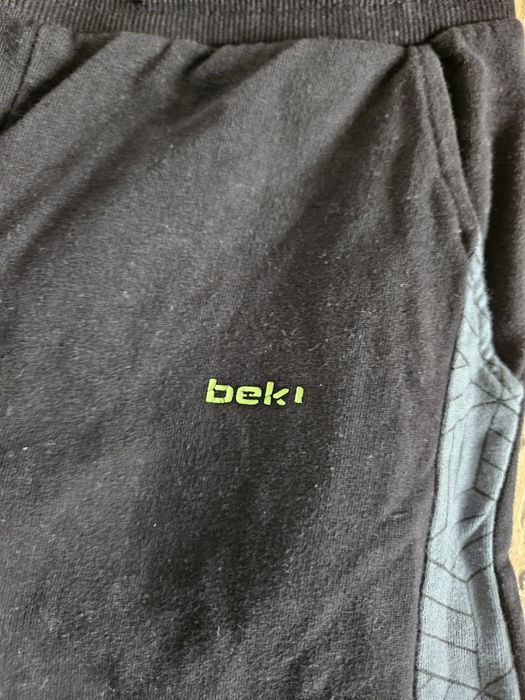 Spodnie bekkin 134