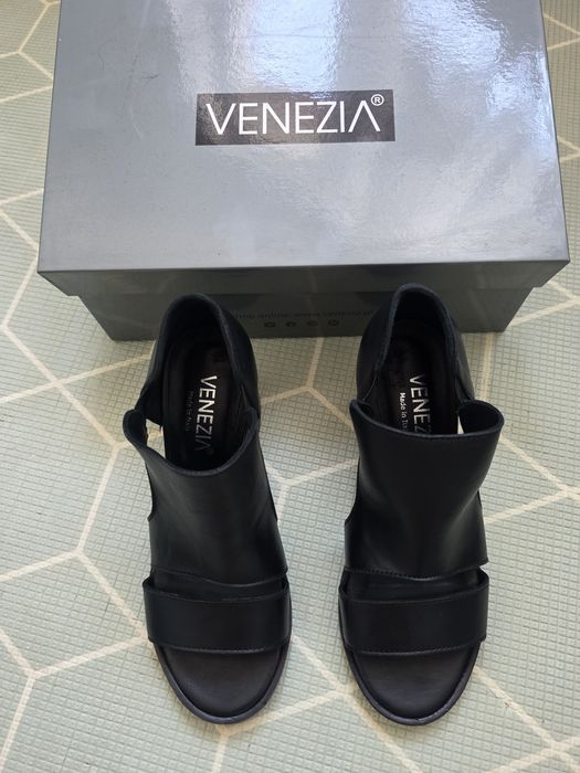 Venezia Sandałki na obcasie 37r