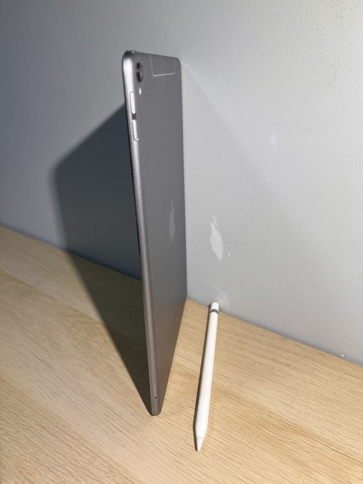 iPad Pro 10.5" 256GB LTE (Cellular/SIM) + Apple Pencil 1