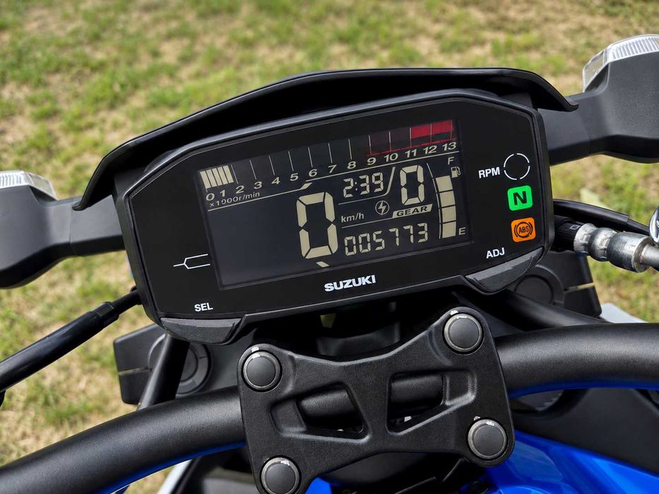 Motocykl suzuki gsx-s 125