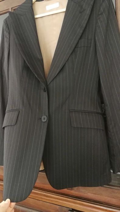 Fato Calça e Casaco em tecido de Excelente Qualidade