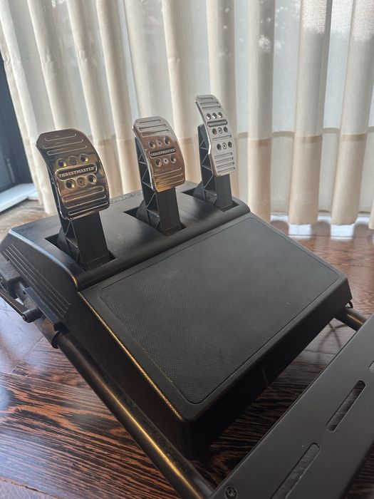 Thrustmaster T300 edição ferrari