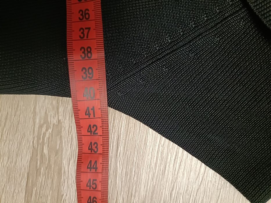 Bluzka damska sweterkowa dekolt woda