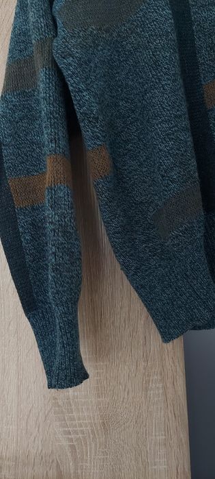 Sweter wełniany retro