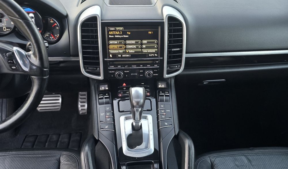 Porsche Cayenne ll S hybrid super preço