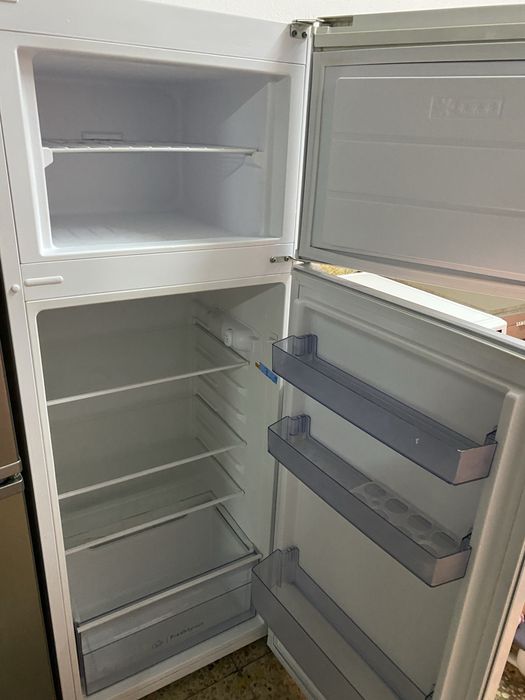 Frigorifico indesit combinado branco