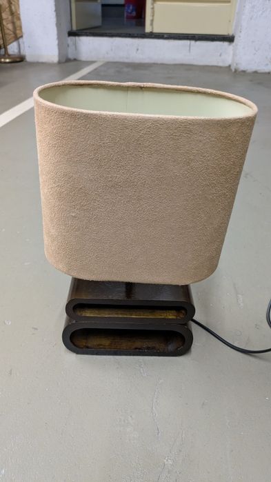 2 bedside table lamps486805486385254401