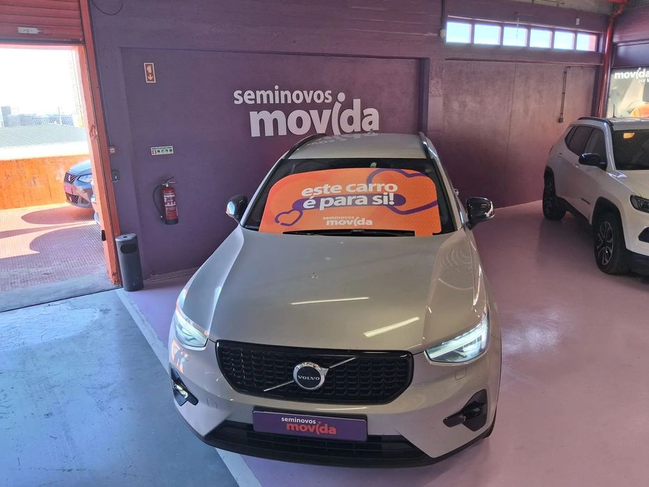 Volvo XC 40 1.5 T2 Plus Dark Auto