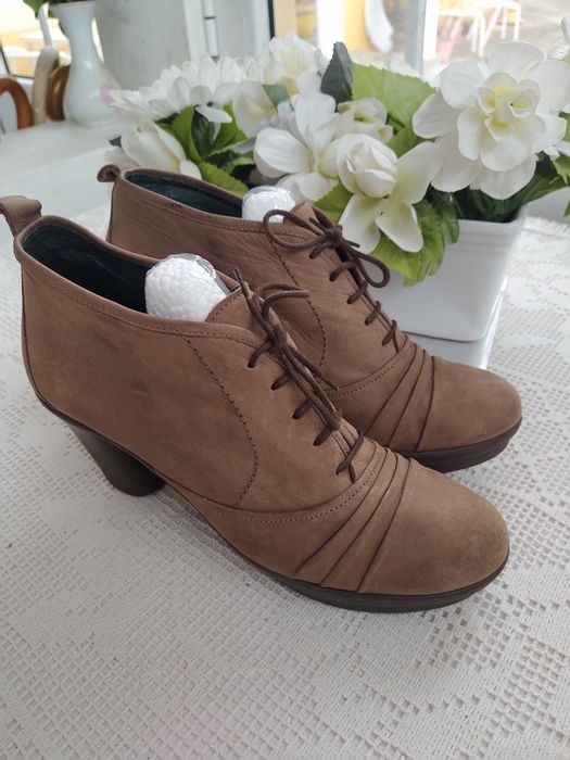 Botas / Botins castanho claro, trendy style - Dysfunctional - Tamanho 38