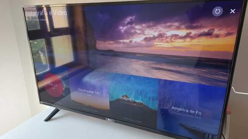 Smart TV 43 Polegadas, UHD, otimo estado! Televisor, TV. Levantar no Porto.