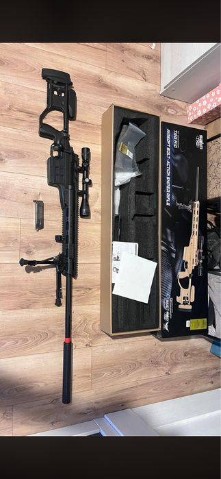 Model Replika dekoracyjna asg