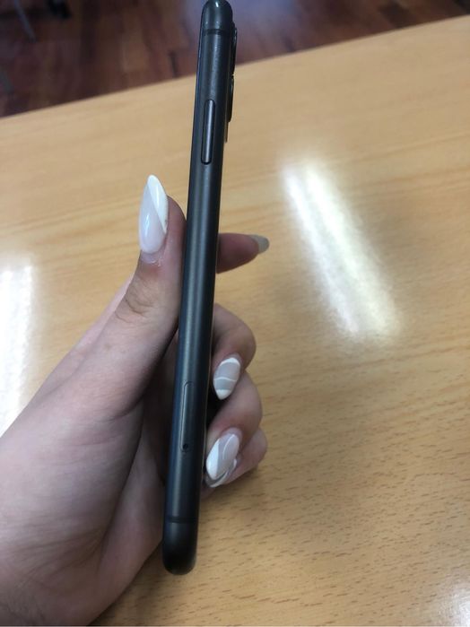 Iphone 11 , bom estado cabo incluido mais 3 capas