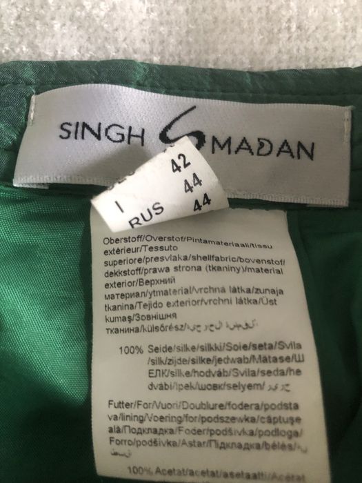 Zielona jedwabna spodniczka mini