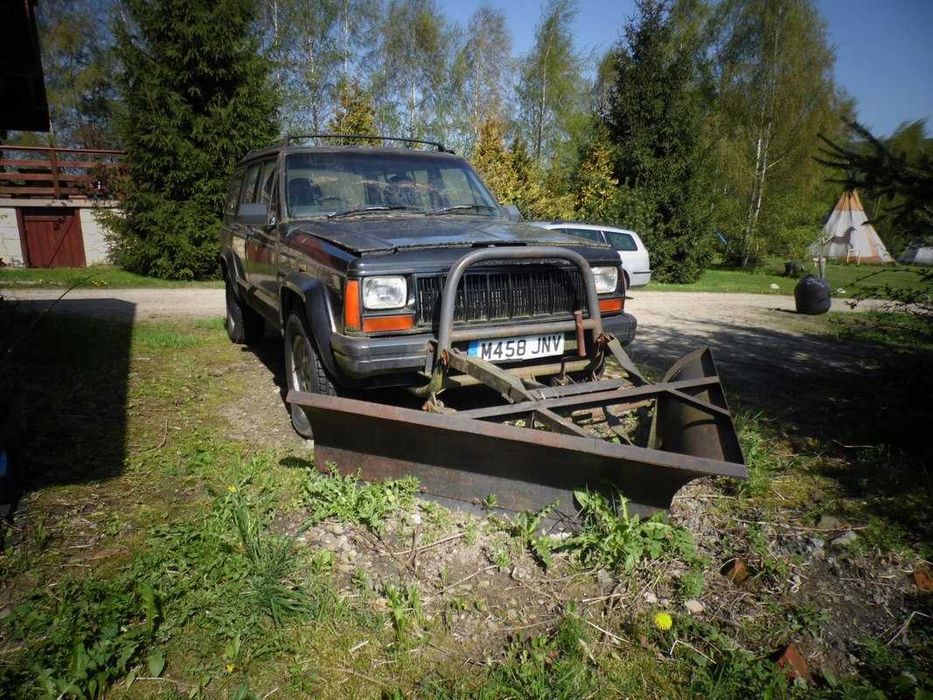 Pług do odśnieżania