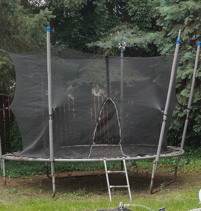 Trampolina  ogrodowa