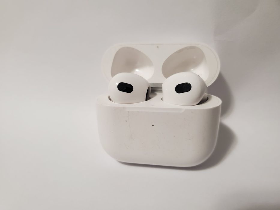AirPods 3 навушники