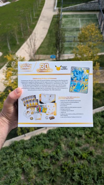 Pokémon TCG: 30th Celebration Elite Trainer Box