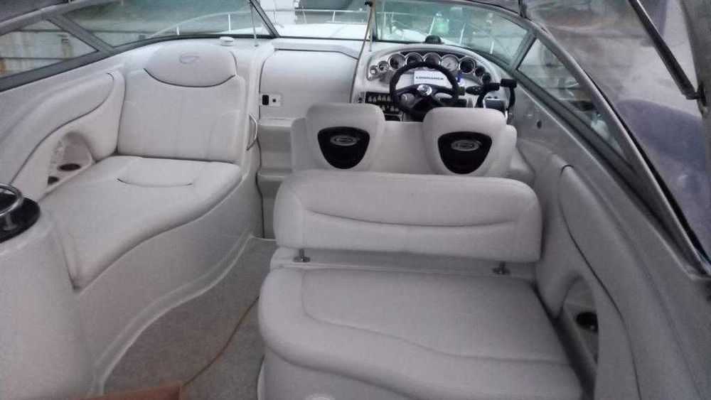 Продам моторну яхту Crownline 315 SCR